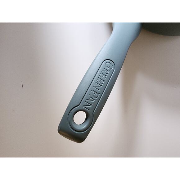 GREENPAN Ceramic Nonstick 12" Frypan - Picture 6 of 8